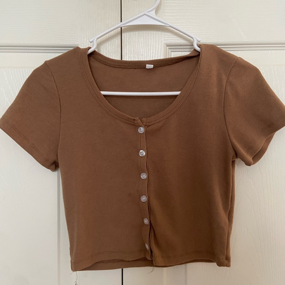 brown buttoned crop top